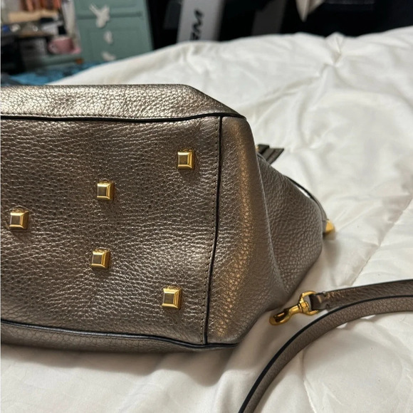 Valentino Bronze Leather Tote Bag with Spacious Interioa - Picture 13 of 15